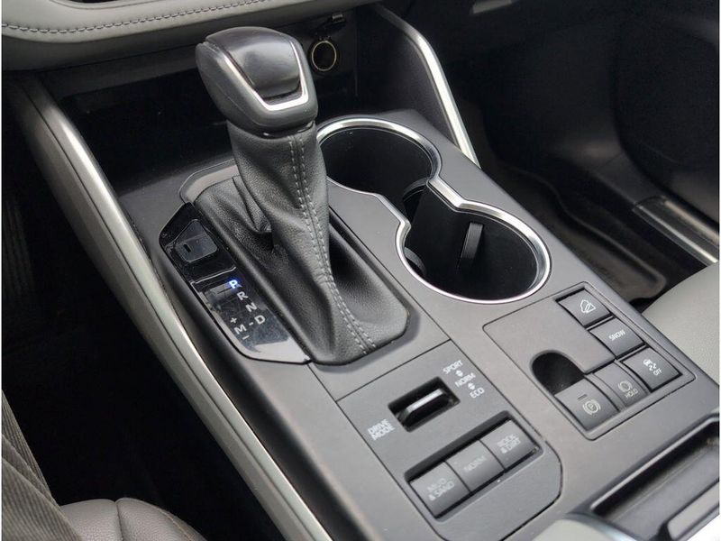 Used 2023 Toyota Highlander XLEImage 20