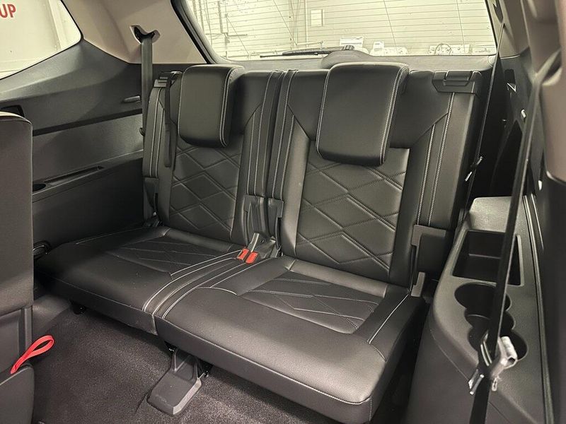 2024 Volkswagen Atlas 2.0T SE w/TechnologyImage 25