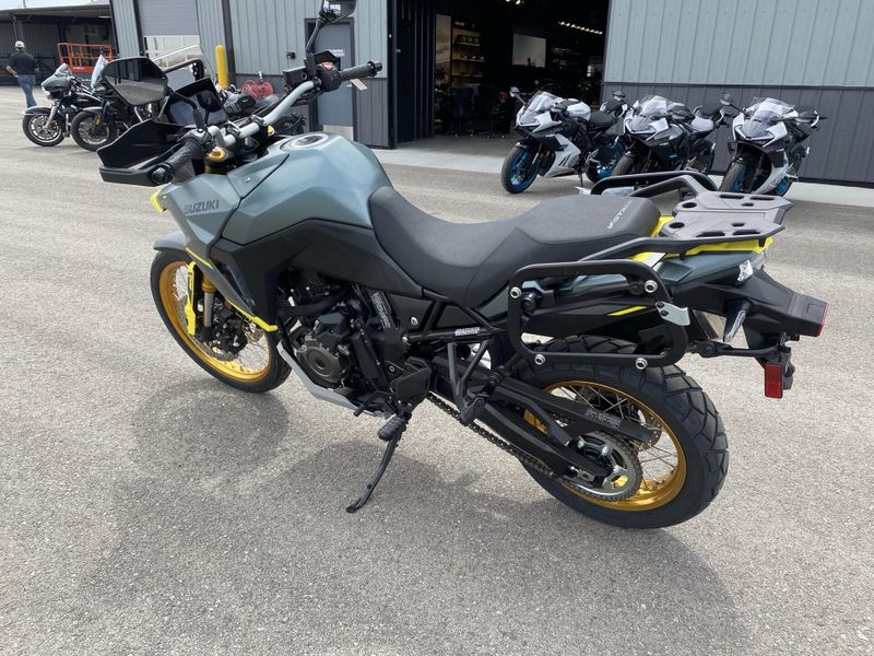 New 2024 Suzuki VSTROM 800DE 