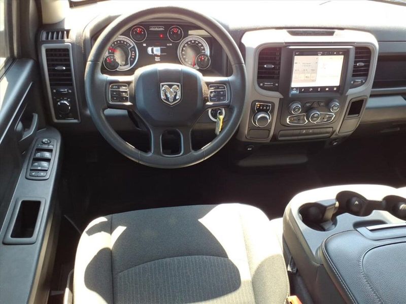 2022 Ram 1500 Classic Tradesman photo 17