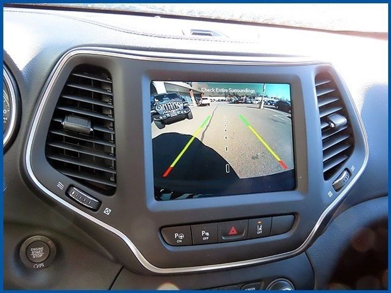 2023 Jeep Cherokee AltitudeImage 21