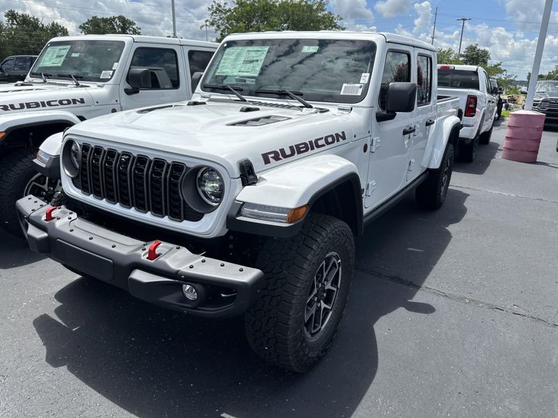 New 2025 Jeep Gladiator Rubicon X 4x4Image 1