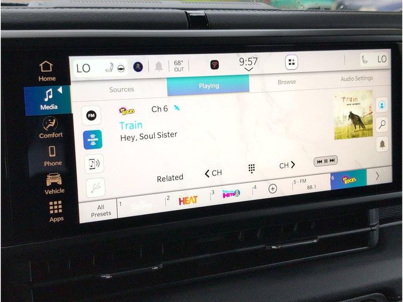 New 2025 Jeep Wrangler 4-door RubiconImage 13