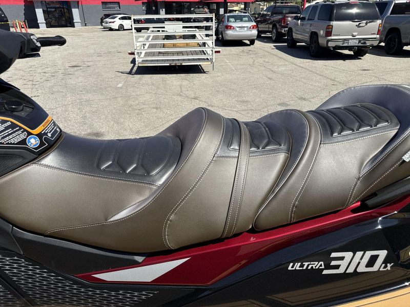New 2026 Kawasaki JET SKI ULTRA 310LX Image 14