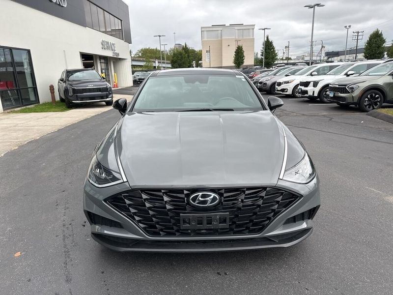 2020 Hyundai Sonata SEL Plus photo 3