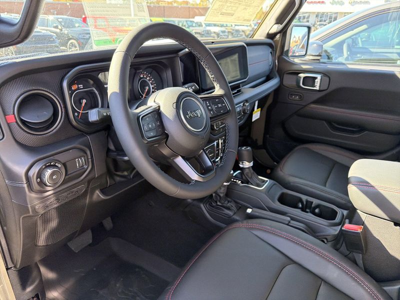 New 2026 Jeep Wrangler 4-door Rubicon XImage 23