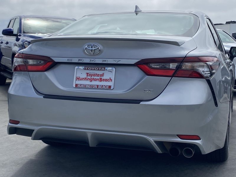 Used 2023 Toyota Camry SEImage 4