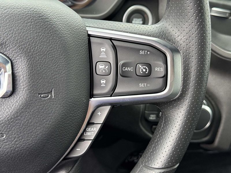 New 2026 RAM 1500 Tradesman Crew Cab 4x4 5'7' Box