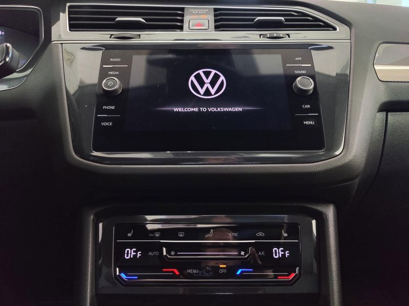 2024 Volkswagen Tiguan SE R-Line Black AWD w/SunroofImage 19