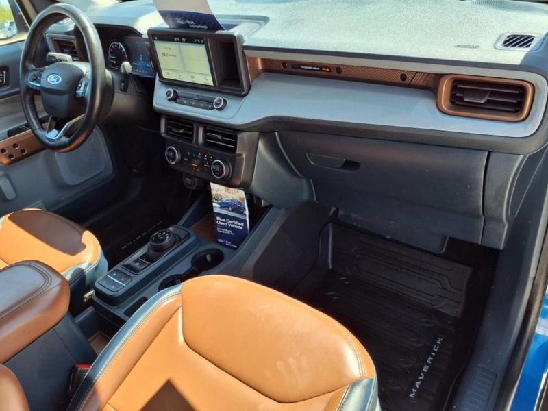 2022 Ford Maverick Lariat photo 2