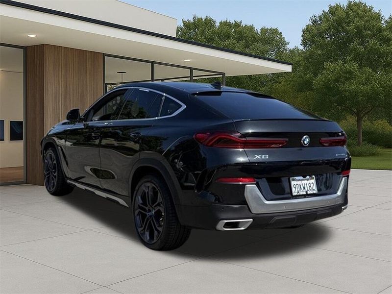 Used 2023 BMW X6 xDrive40iImage 8
