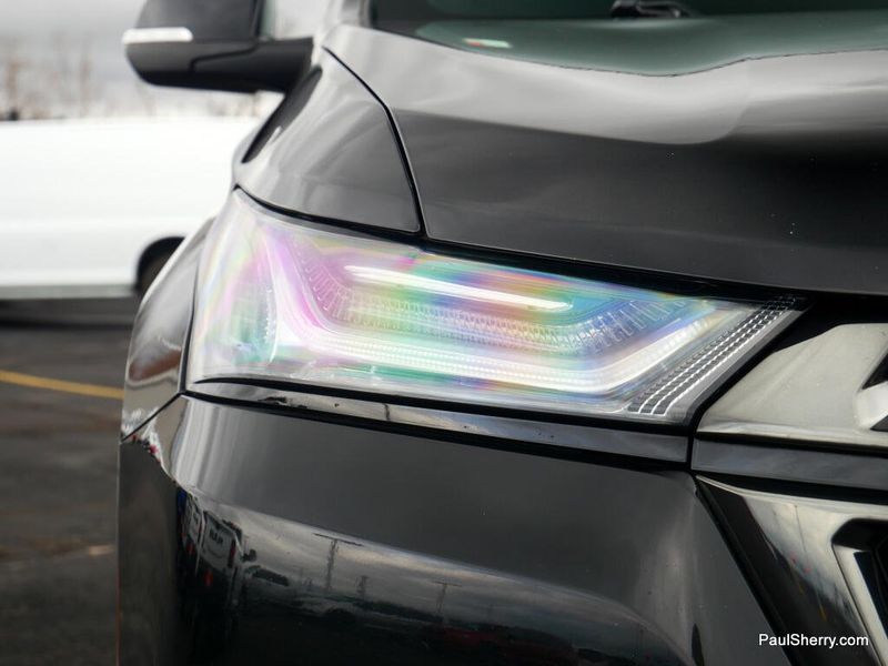 Used 2022 Chevrolet Traverse RS