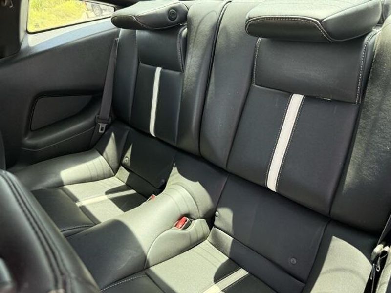 2014 Ford Mustang GT Premium photo 10