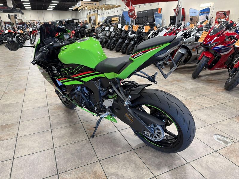 Used 2024 Kawasaki NINJA ZX-6R KRT EDITION ABS Image 15