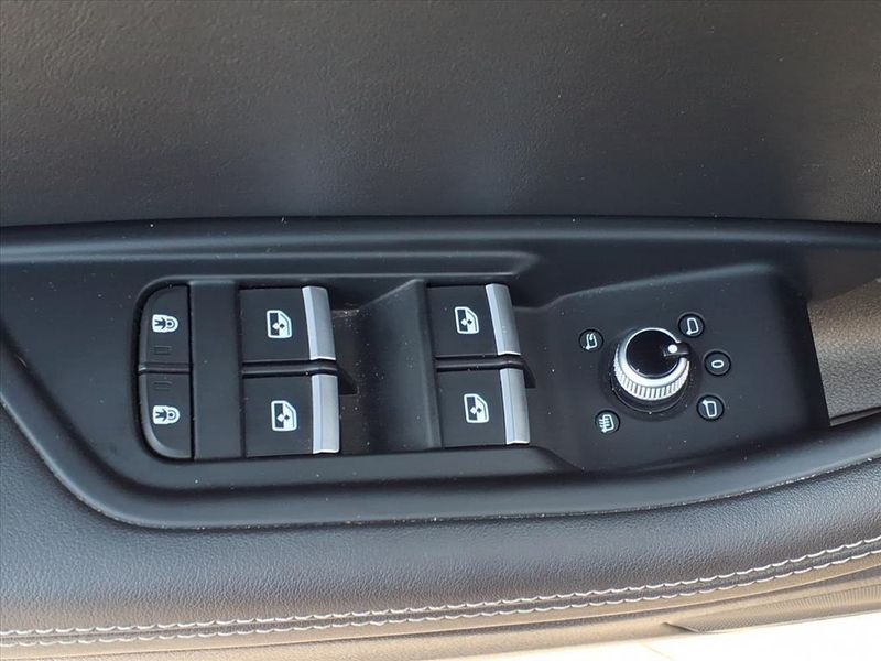 Used 2022 Audi A4 45 S line Premium PlusImage 17