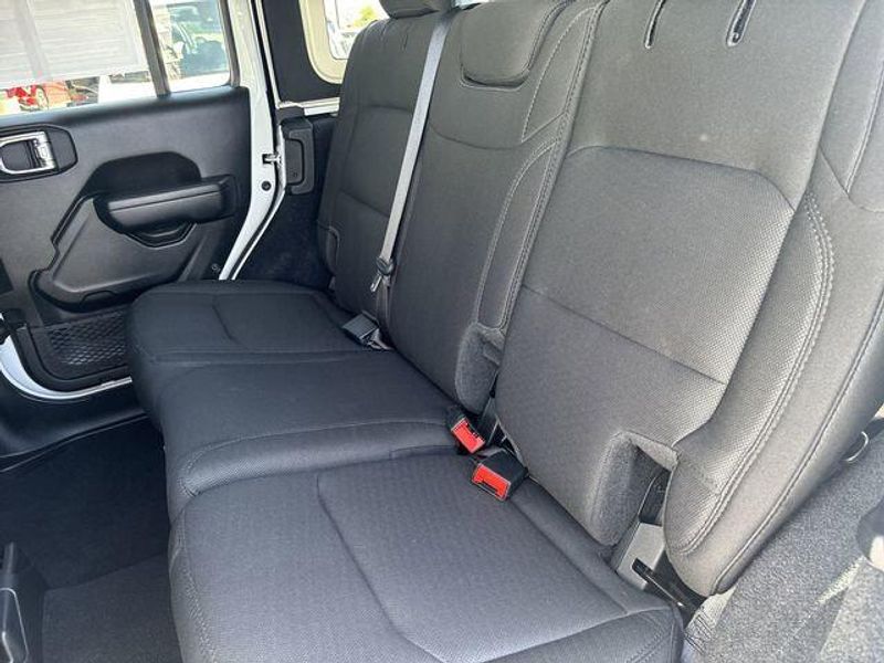 Used 2021 Jeep Wrangler Unlimited Sport SImage 16