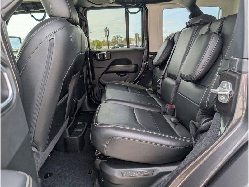2021 Jeep Wrangler 4xE Unlimited SaharaImage 33