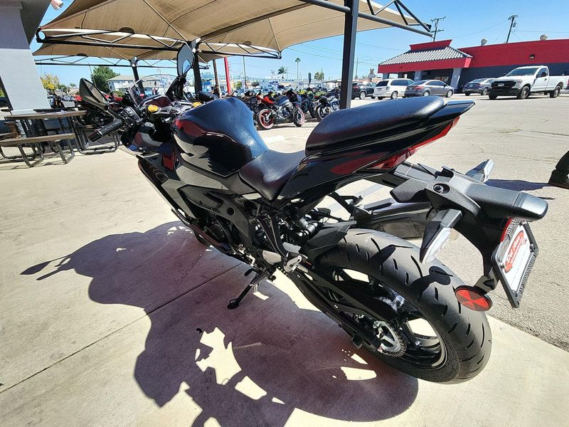 New 2025 Kawasaki NINJA ZX-4R ABS Image 14