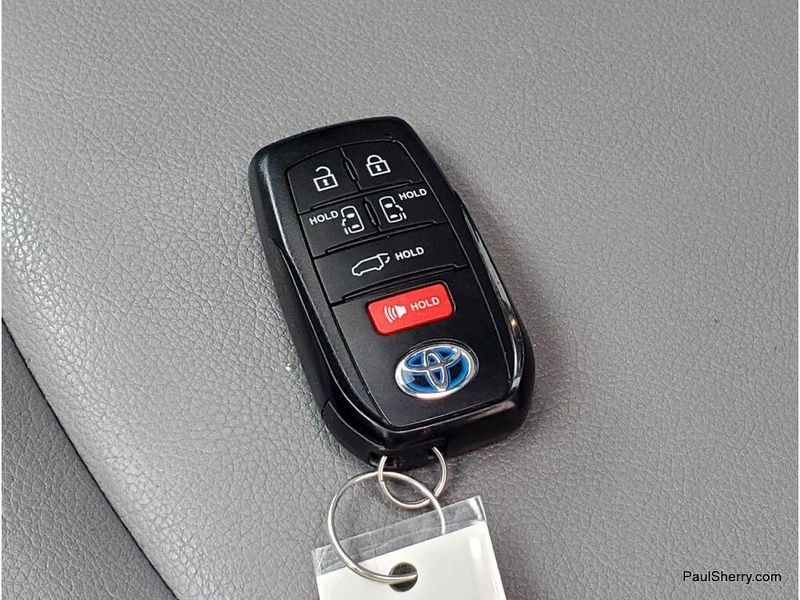 Used 2024 Toyota Sienna XLE