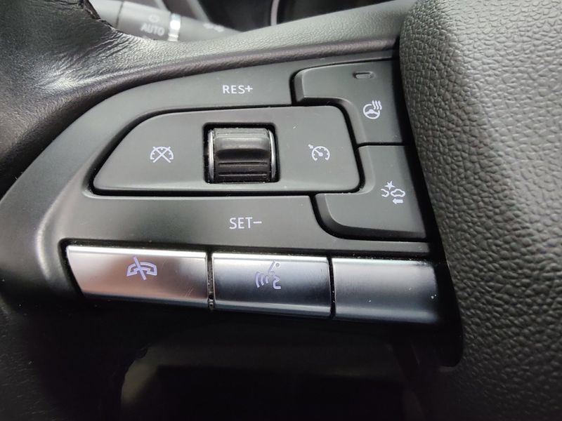 Used 2021 Cadillac XT4 AWD Luxury w/Sunroof/Cold PkgImage 29