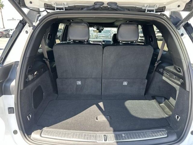 Used 2024 Jeep Grand Cherokee L OverlandImage 14