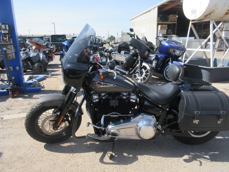 USED 2019 HARLEY SOFTAIL SLIM Image 4