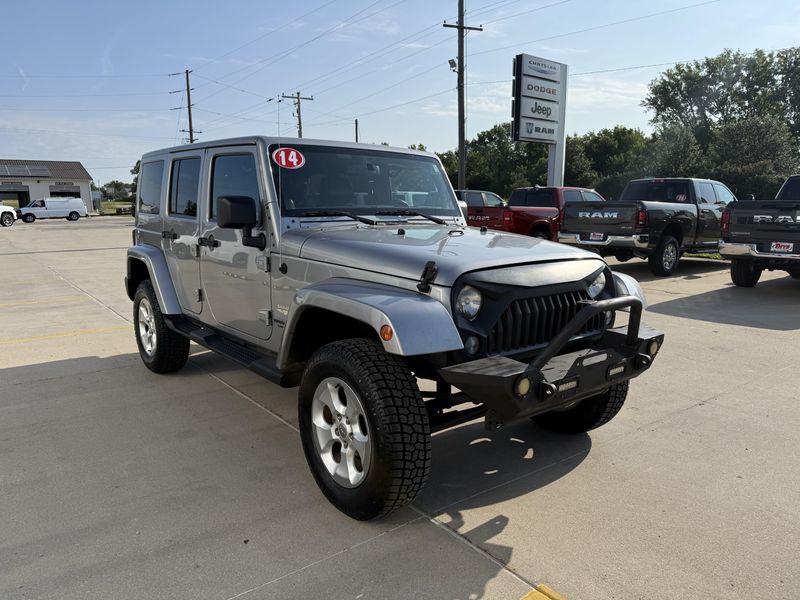 Used 2014 Jeep Wrangler Unlimited SaharaImage 27