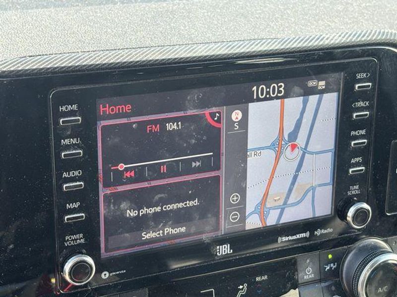 Used 2021 Toyota Highlander XSEImage 5