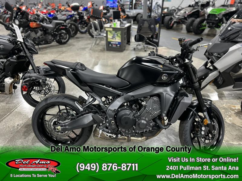 2025 Yamaha MT-09 Image 5