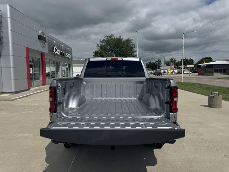 New 2025 RAM 1500 LaramieImage 9