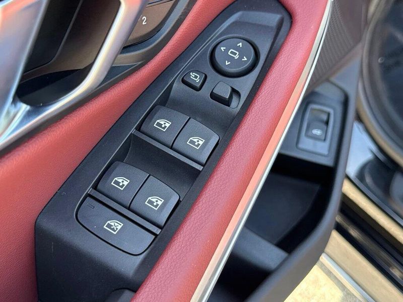 New 2026 BMW 3 Series 330iImage 15