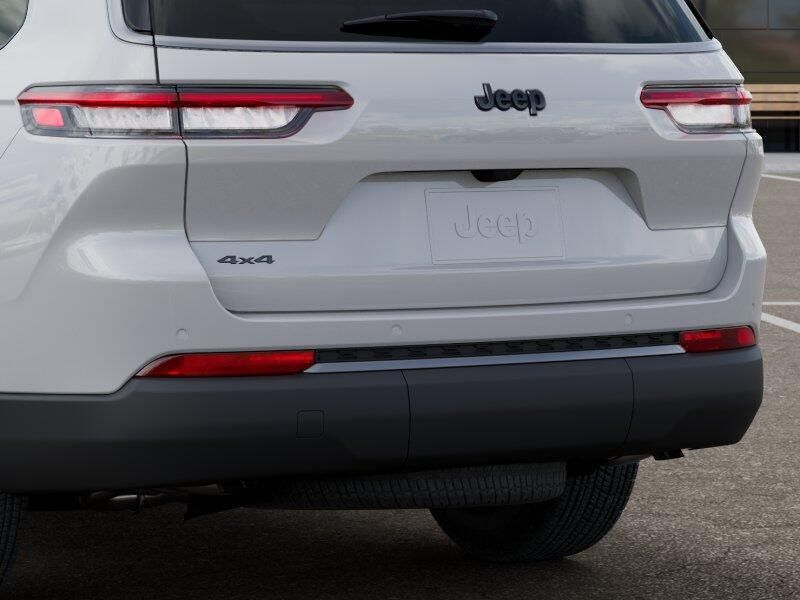 New 2026 Jeep Grand Cherokee L Laredo Altitude 4x4Image 39