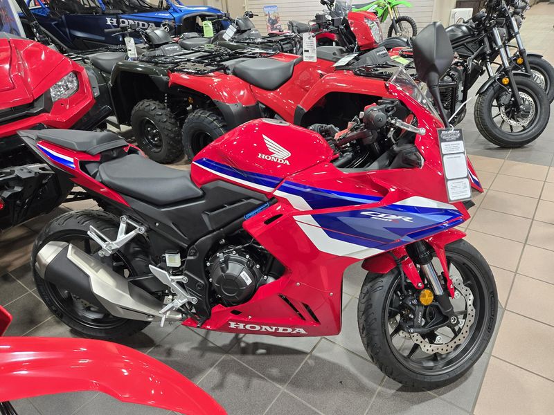 2025 Honda CBR500R ABS GRAND PRIX RED Image 2