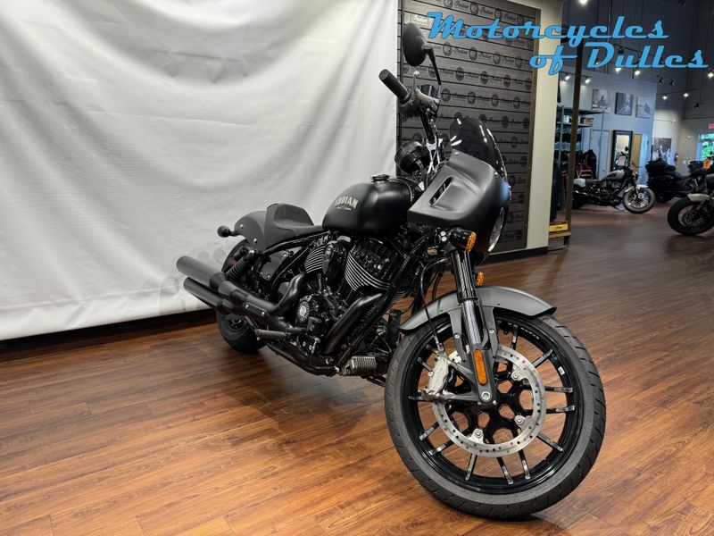 New 2025 Indian Motorcycle Sport Chief Image 2