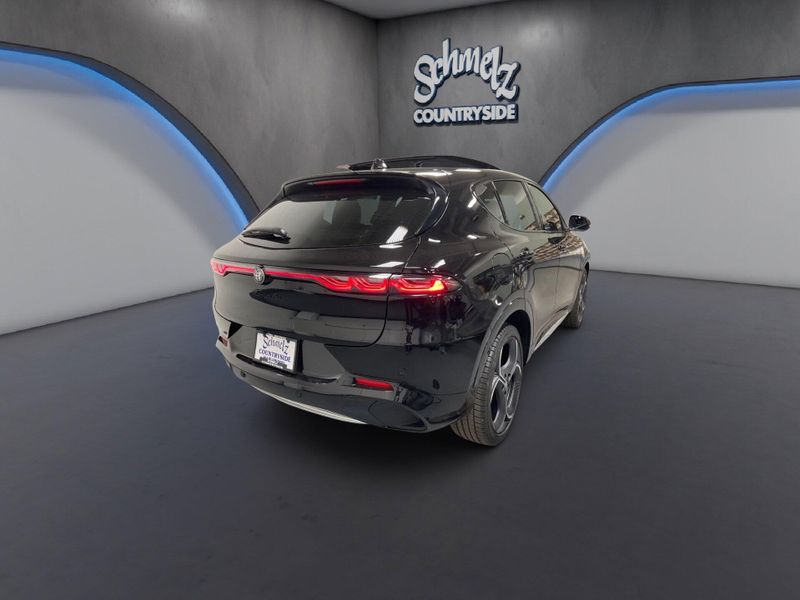 New 2026 Alfa Romeo Tonale Sport Speciale AwdImage 9