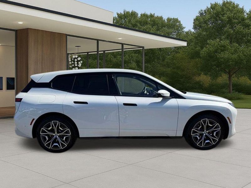 Used 2026 BMW iX xDrive45Image 7