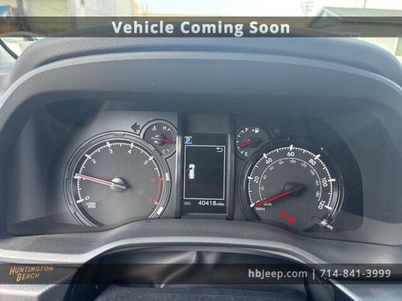 2020 Toyota 4Runner SR5 PremiumImage 11