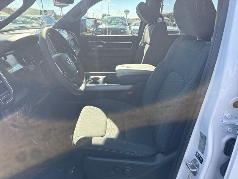 2026 RAM 1500 Big Horn Crew Cab 4x4 5'7' Box