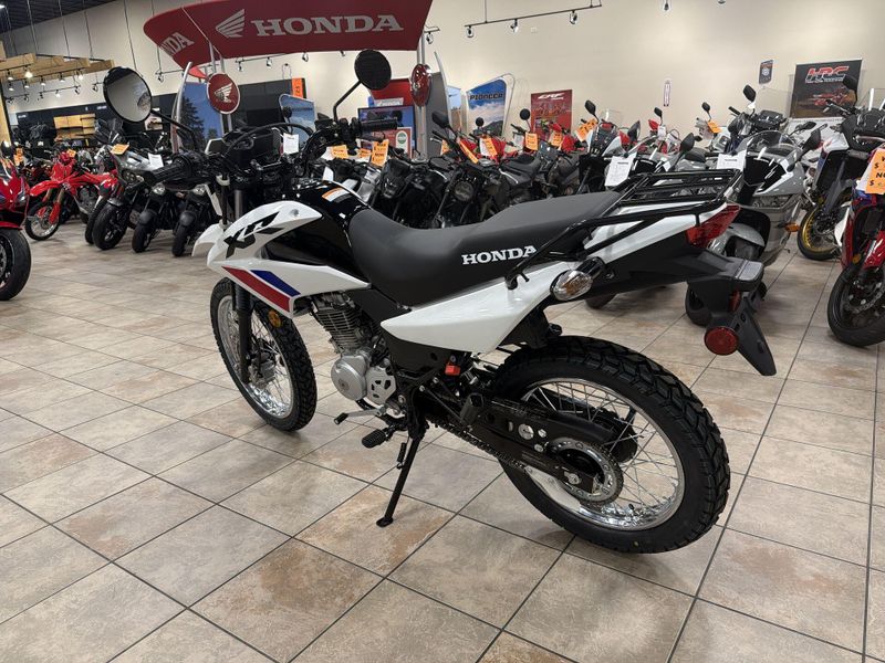 New 2025 Honda XR150L Image 15