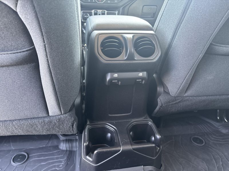 Used 2026 Jeep Wrangler Sport SImage 31