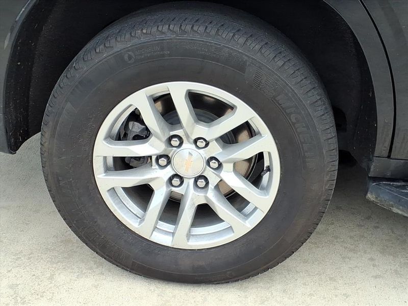 Used 2024 Chevrolet Tahoe LTImage 6