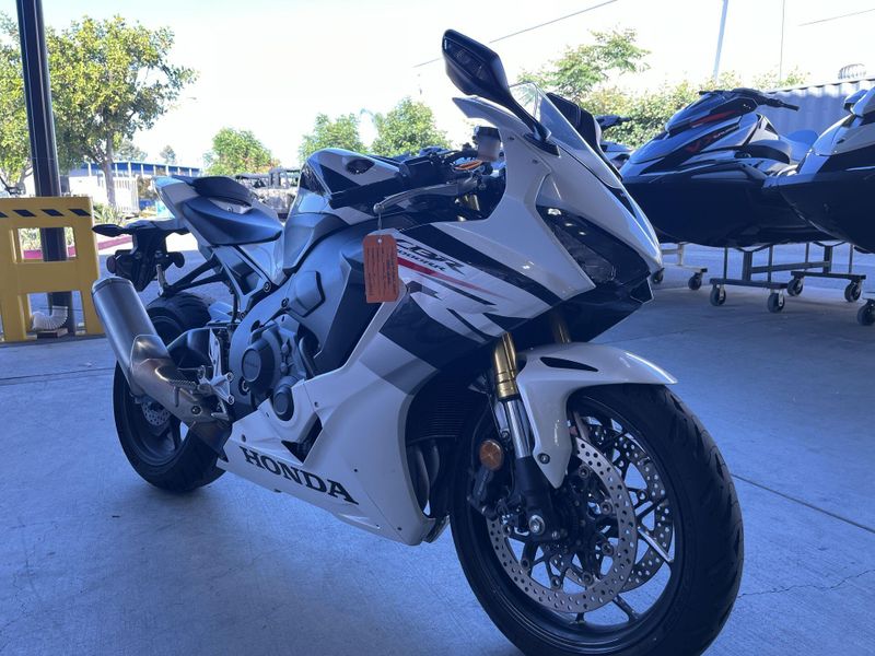 Used 2025 Honda CBR1000RR ABS Image 24