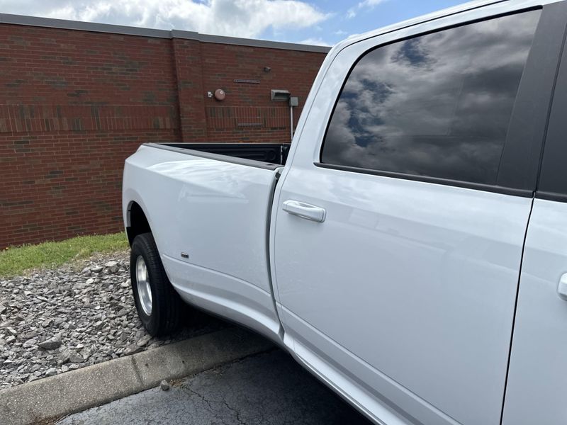 2025 RAM 3500 Laramie Crew Cab 4x4 8