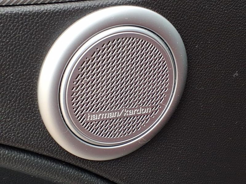 Used 2024 Alfa Romeo Stelvio VeloceImage 9