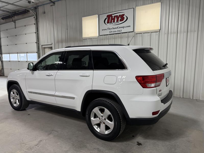 Used 2013 Jeep Grand Cherokee LaredoImage 16
