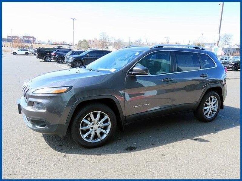 2018 Jeep Cherokee LimitedImage 1