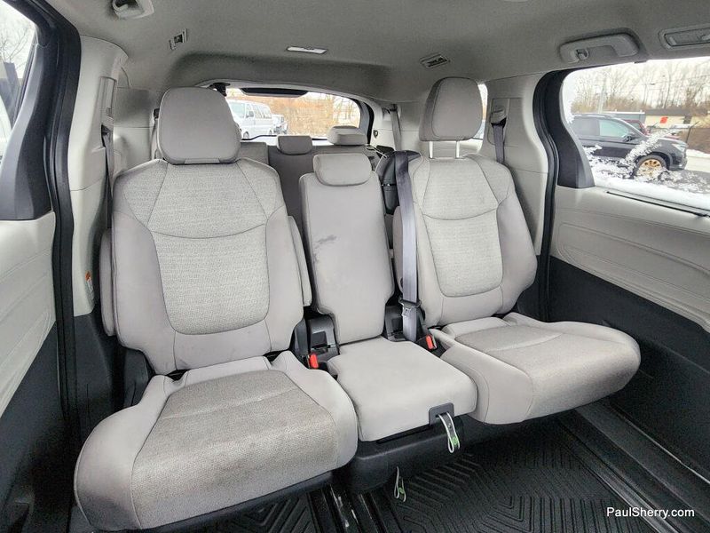 Used 2024 Toyota Sienna LE