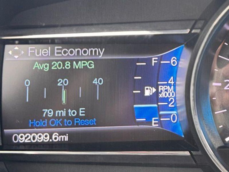 Used 2019 Ford Explorer XLTImage 18