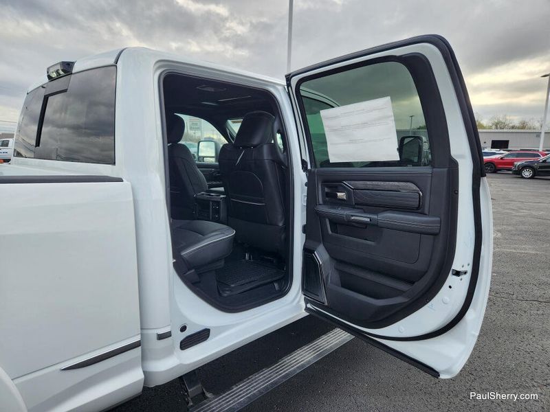 New 2026 RAM 2500 Limited Crew Cab 4x4 6'4' Box