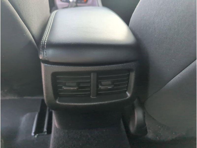Used 2023 Dodge Challenger SXTImage 31